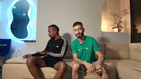 Alejandro Hernndez online show from 5, 3, 2025