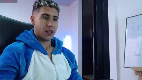 Snapshot of alejandrojf_00 chatting on 4, 1, 2025 Daiki jack online show from 4, 1, 2025