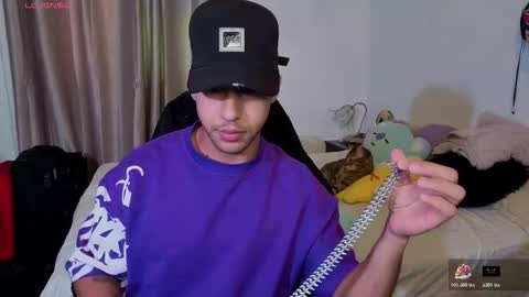 Snapshot of alejandrojf_00 chatting on 25, 10, 2025 Daiki jack online show from 25, 10, 2025