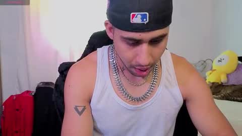 Snapshot of alejandrojf_00 chatting on 28, 10, 2025 Daiki jack online show from 28, 10, 2025