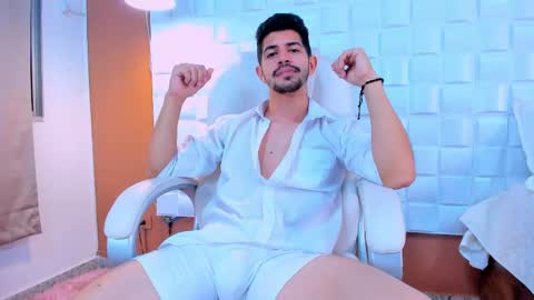 Alejo  online show from 11, 2, 2025