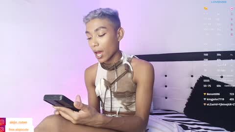 alejo_cute online show from 9, 12, 2024