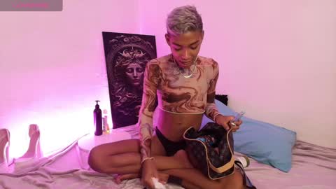 alejo_cute online show from 7, 1, 2025