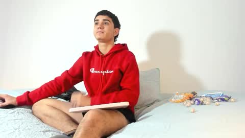 Snapshot of alejo_gray1 chatting on 22, 10, 2025 alejo_gray1 online show from 22, 10, 2025