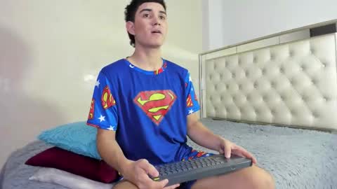 alejo_gray1 online show from 15, 11, 2025