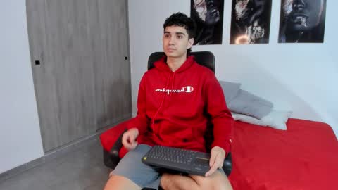 alejo_gray1 online show from 26, 2, 2026