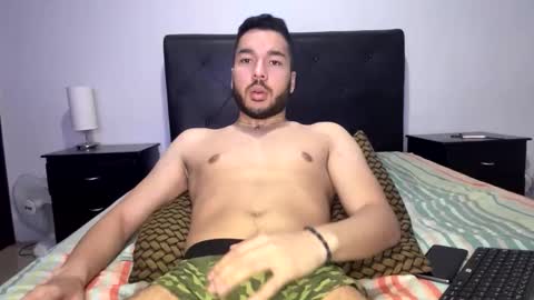 Snapshot of alejocoleman chatting on 28, 10, 2025 alejocoleman online show from 28, 10, 2025