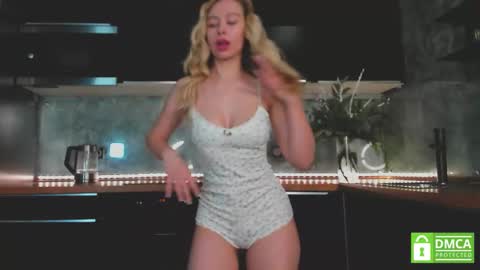 Snapshot of aleksa_cutie chatting on 13, 1, 2026 Next stream - 2 dec - online show from 13, 1, 2026