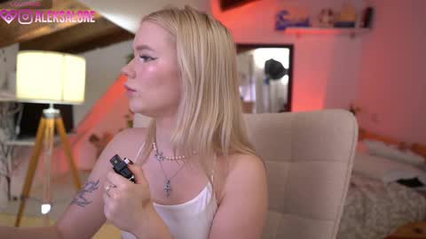 Lexi online show from 8, 2, 2026