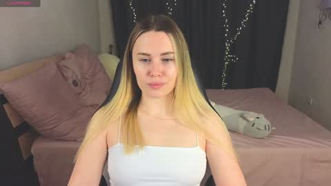 Alena online show from 15, 1, 2025