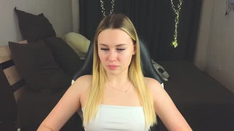 Alena online show from 23, 1, 2025