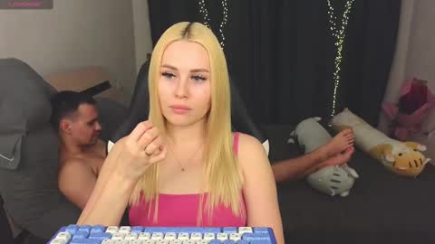 Alena online show from 1, 3, 2025