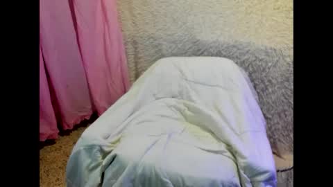 Snapshot of alenablack chatting on 9, 9, 2025 Luly online show from 9, 9, 2025