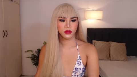 Snapshot of alenajones chatting on 2, 12, 2024 alenajones online show from 2, 12, 2024