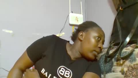 Snapshot of alesha_ chatting on 23, 4, 2026 Noreen Kennth and Emilly online show from 23, 4, 2026