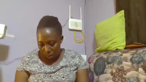Snapshot of alesha_ chatting on 2, 5, 2026 Noreen Kennth and Emilly online show from 2, 5, 2026