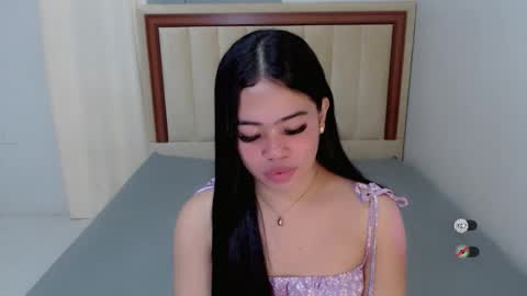 Snapshot of alesha_vibe_me chatting on 11, 10, 2025 alesha_vibe_me online show from 11, 10, 2025