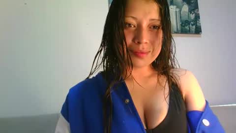 Snapshot of aleska_dollx chatting on 6, 11, 2025 QUEEN OFF MILk IM BACK 15 NOV online show from 6, 11, 2025