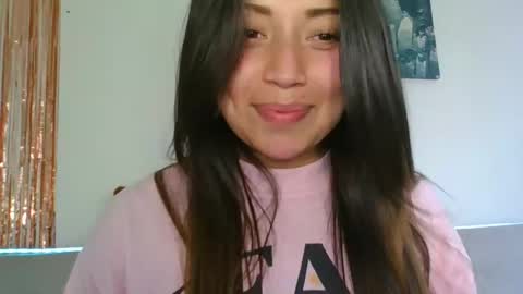 Snapshot of aleska_dollx chatting on 27, 11, 2025 QUEEN OFF MILk IM BACK 15 NOV online show from 27, 11, 2025