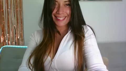 Snapshot of aleska_dollx chatting on 29, 11, 2025 QUEEN OFF MILk IM BACK 15 NOV online show from 29, 11, 2025