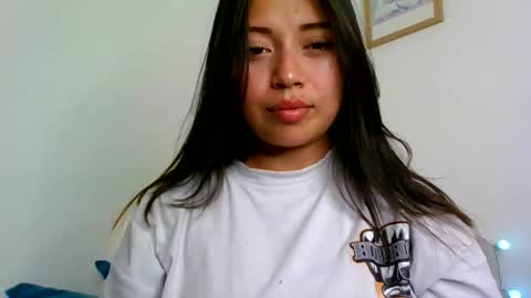 QUEEN OFF MILk  IM BACK  15 NOV online show from 24, 5, 2026