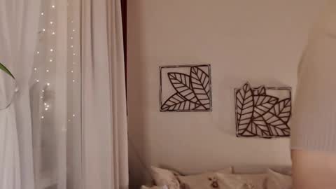 Snapshot of alessandra_foxy chatting on 13, 12, 2024 Sandra online show from 13, 12, 2024