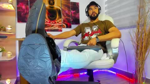 Snapshot of alessandro__wye chatting on 27, 1, 2025 ALESSANDRO WYE online show from 27, 1, 2025