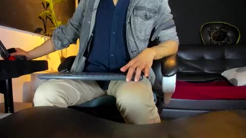 Snapshot of alessandro__wye chatting on 14, 2, 2026 ALESSANDRO WYE online show from 14, 2, 2026