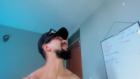 Kciqu3  Independent model online show from 19, 9, 2025