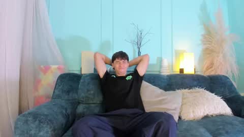 Snapshot of alessandro_dybala chatting on 8, 11, 2025 Alessandro Dybala online show from 8, 11, 2025