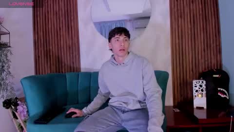 Snapshot of alessandro_dybala chatting on 9, 11, 2025 Alessandro Dybala online show from 9, 11, 2025