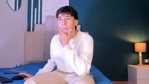 Snapshot of alessandro_dybala chatting on 12, 11, 2025 Alessandro Dybala online show from 12, 11, 2025