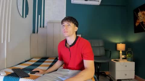 Snapshot of alessandro_dybala chatting on 13, 11, 2025 Alessandro Dybala online show from 13, 11, 2025