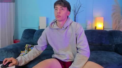 Snapshot of alessandro_dybala chatting on 28, 11, 2025 Alessandro Dybala online show from 28, 11, 2025