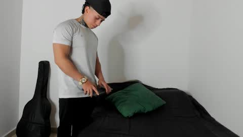 Alessandro online show from 16, 4, 2026