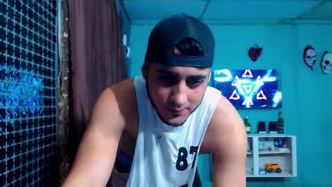 Snapshot of alessandrobooy chatting on 23, 12, 2025 alessandro online show from 23, 12, 2025