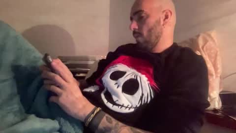 alessandromori91 online show from 6, 1, 2026