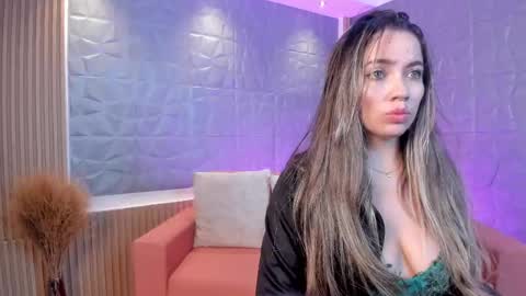 Alessia  Everyday From 0530 to 1430 Col Time online show from 25, 2, 2025