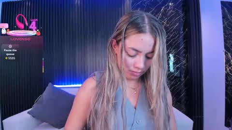 Alessia  Everyday From 0530 to 1430 Col Time online show from 11, 9, 2025