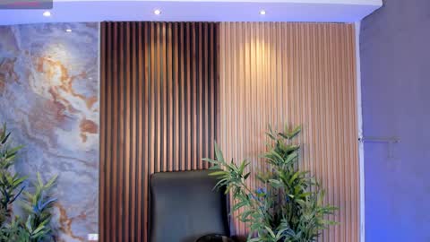 Alessia  Everyday From 0530 to 1430 Col Time online show from 30, 9, 2025