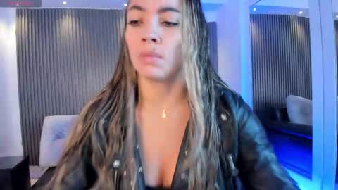 Alessia  Everyday From 0530 to 1430 Col Time online show from 4, 11, 2025