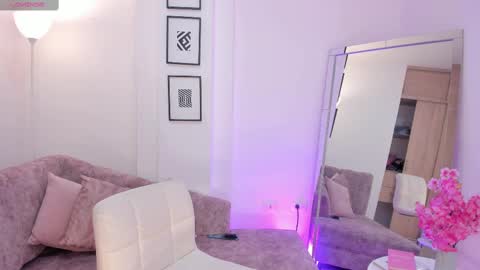 Snapshot of alessia_yorks chatting on 14, 10, 2025 alessia_yorks online show from 14, 10, 2025