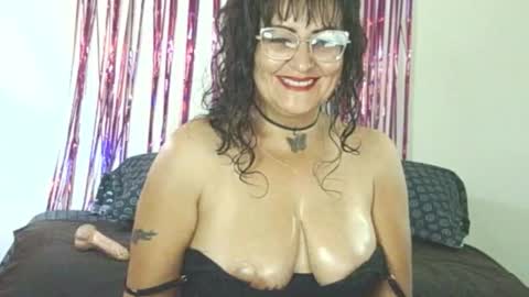 Snapshot of alessiabobs chatting on 18, 10, 2025 Allesiaboobs online show from 18, 10, 2025