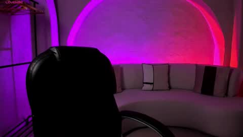 Snapshot of alessiacorleone_ chatting on 10, 10, 2025 Alessia online show from 10, 10, 2025