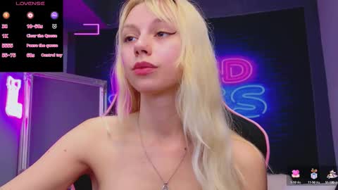 Snapshot of alessiacroft chatting on 13, 10, 2025 alessiacroft online show from 13, 10, 2025