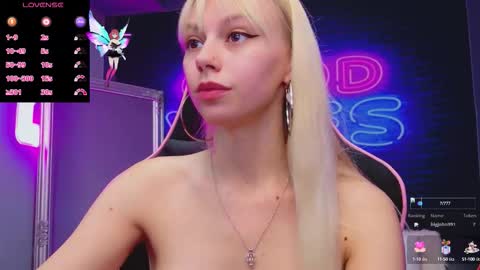 Snapshot of alessiacroft chatting on 16, 10, 2025 alessiacroft online show from 16, 10, 2025