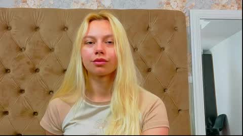 alessiacroft online show from 17, 5, 2026