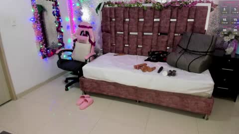 Snapshot of alessiadouce chatting on 19, 12, 2024 Alessia online show from 19, 12, 2024