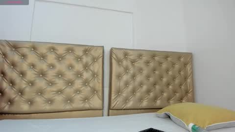 Snapshot of alessiiaa_ chatting on 18, 11, 2025 alessiiaa online show from 18, 11, 2025