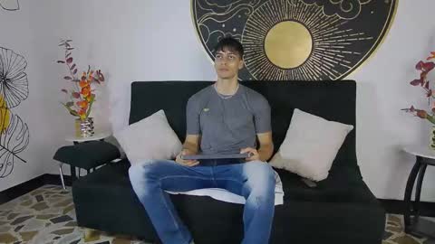 Snapshot of alessiovitale chatting on 10, 11, 2025 Alessio online show from 10, 11, 2025